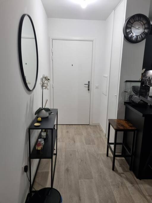 Appartement Cosy Et Equipe Meaux Dış mekan fotoğraf